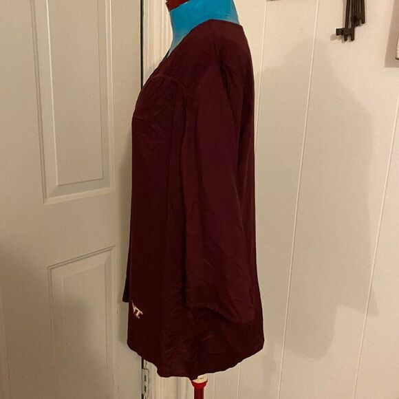 NWT UG Apparel Virginia Tech V-neck 3/4 Flared Sleeve Womens Top Size M - Picture 4 of 11